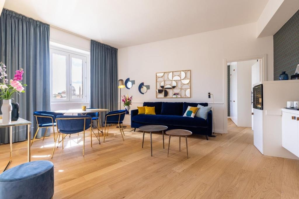 Presidential Suite · living room